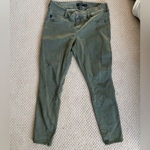 Torrid skinny size 16 green jeans